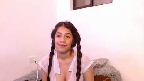 Snapshot of _tommyandanabel_ chatting on January 19, 5:05 am  tommy and anabel   online show from January 19, 5:05 am