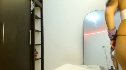 Snapshot of _tommyandanabel_ chatting on October 14, 10:35 pm  tommy and anabel   online show from October 14, 10:35 pm