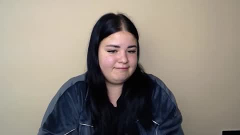 Trisha online show from October 1, 12:15 pm