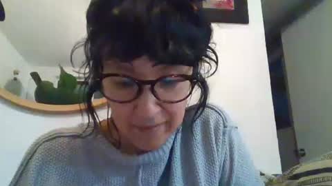 _tutti_frutti_ online show from March 5, 3:15 am