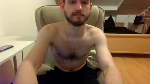 Snapshot of _v_l_a_d_ chatting on March 5, 5:39 pm Vlad online show from March 5, 5:39 pm