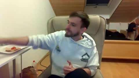 Snapshot of _v_l_a_d_ chatting on March 10, 6:45 pm Vlad online show from March 10, 6:45 pm
