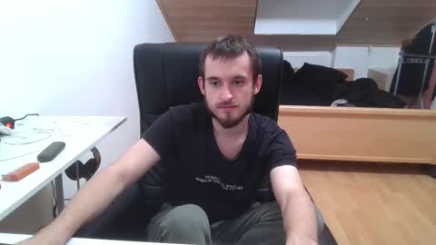 Snapshot of _v_l_a_d_ chatting on October 13, 6:43 pm Vlad online show from October 13, 6:43 pm