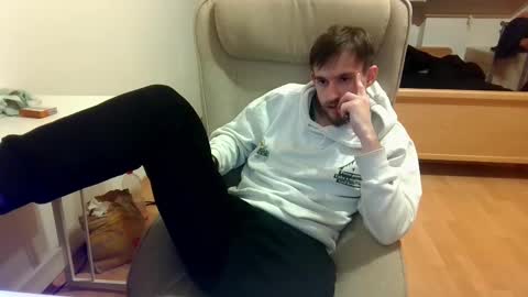 Snapshot of _v_l_a_d_ chatting on March 10, 9:51 pm Vlad online show from March 10, 9:51 pm