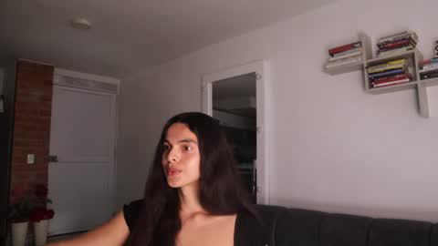 Anastasia Vahos online show from June 17, 7:08 pm