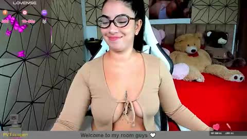 vane online show from November 19, 6:50 pm