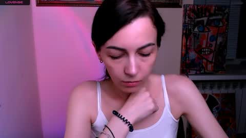 Vio online show from July 1, 4:59 pm