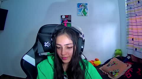 Violeta online show from December 16, 7:43 pm