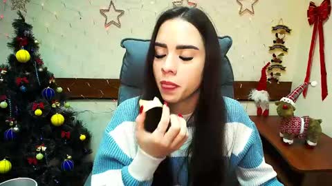 Snapshot of _your_fantasy_girl chatting on December 23, 3:11 pm Alisa online show from December 23, 3:11 pm