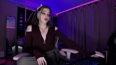 Roxy online show from April 30, 5:40 pm