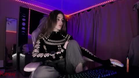 Roxy online show from April 23, 3:13 pm