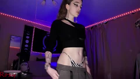 Roxy online show from March 2, 7:15 am