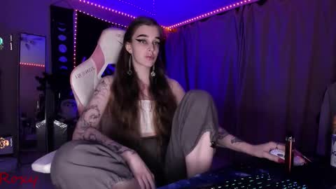 Roxy online show from January 5, 5:38 pm