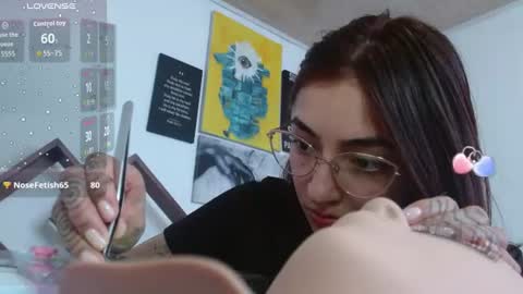 Zoe  online show from July 21, 9:50 pm