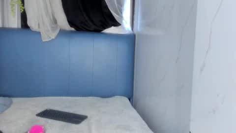 _zoecooper online show from February 27, 10:35 pm