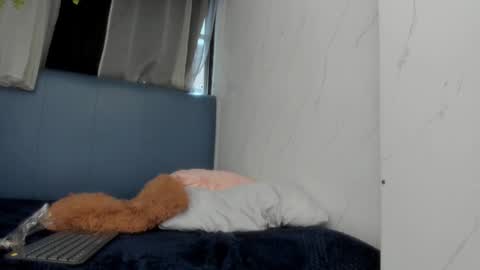 _zoecooper online show from March 10, 10:13 pm