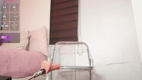 Alexandra  online show from February 13, 9:45 am