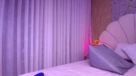 Aisha online show from May 22, 12:12 pm