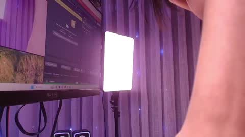 Aisha online show from May 4, 12:12 pm