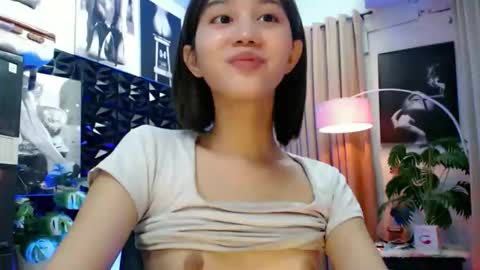 Lovely Yana  online show from March 17, 8:19 am