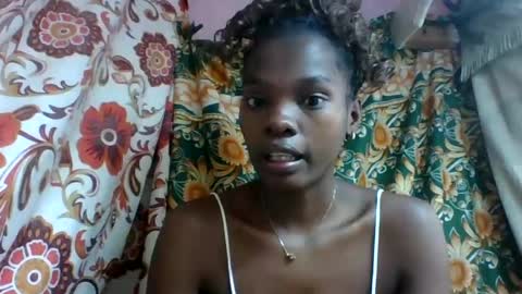 aadienne online show from July 7, 7:56 am