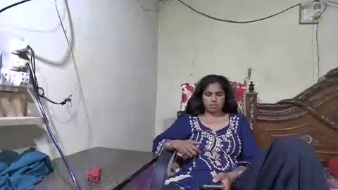aakhan804 online show from April 26, 10:07 pm