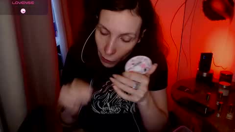 Katie online show from February 6, 6:18 am