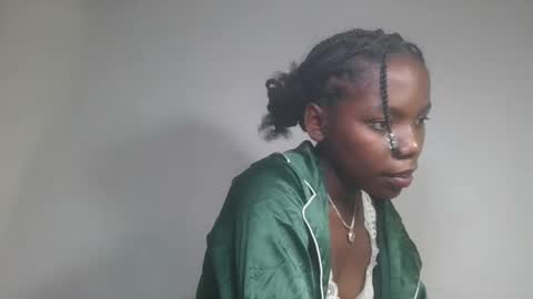 aangevelo online show from November 9, 9:17 pm