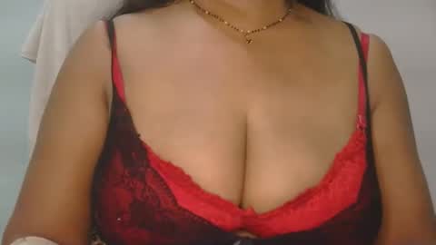 aaradhya_sexy_88 online show from May 26, 12:22 pm