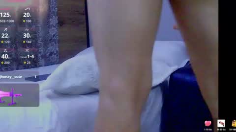Aaron online show from July 26, 8:06 pm