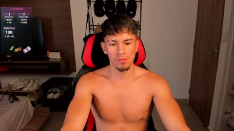 AARON  online show from July 28, 2:13 pm