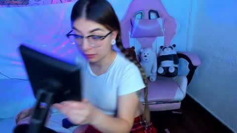 April online show from May 2, 1:33 am