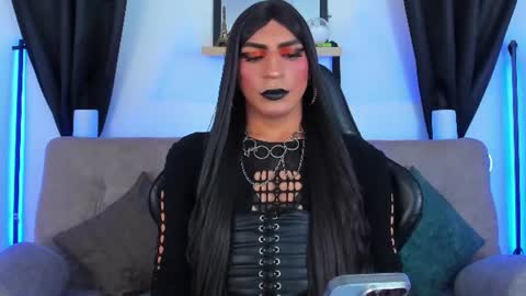 Abbigail Fuster  online show from June 27, 11:27 am