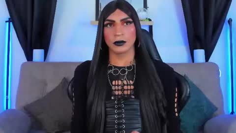 Abbigail Fuster  online show from July 9, 11:36 am