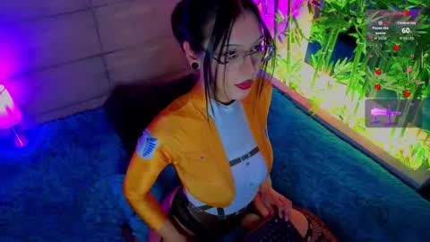 Abby online show from October 31, 7:47 pm