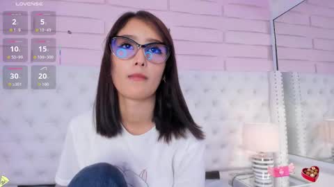 Snapshot of abby_joule chatting on October 22, 3:13 pm Abby online show from October 22, 3:13 pm