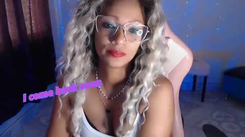 May  Imstagram  online show from February 11, 5:40 pm