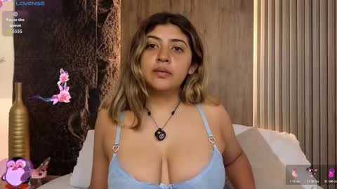 Abbygail online show from November 29, 12:35 pm