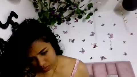abby_moss_2 online show from July 24, 12:24 pm