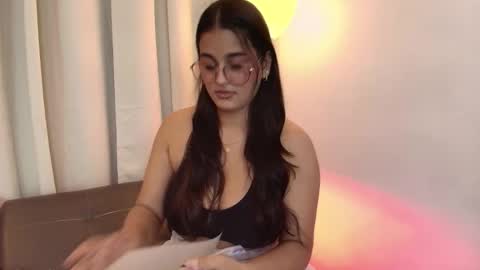 abby_raschell online show from February 20, 6:26 am