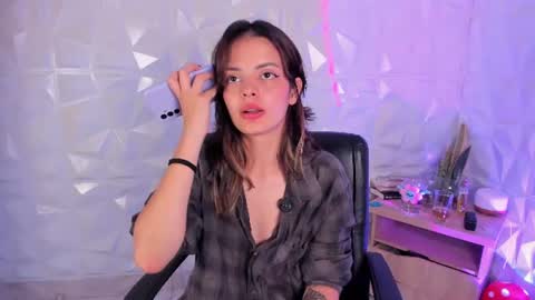 Abby Saenz online show from July 4, 12:48 am