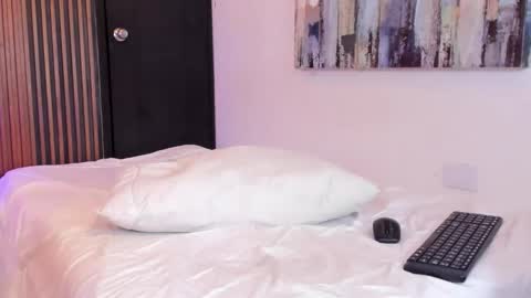 Abby online show from November 22, 11:13 pm