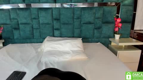 Abby online show from March 11, 11:19 pm