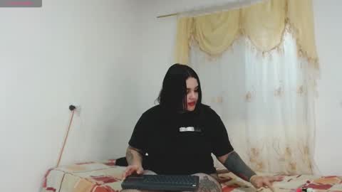 abbyhiltton online show from October 28, 5:52 am