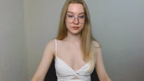 Abby Lovense is active online show from June 23, 9:28 am