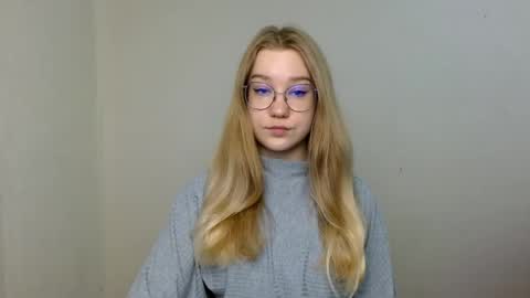 Abby Lovense is active online show from June 1, 10:16 am