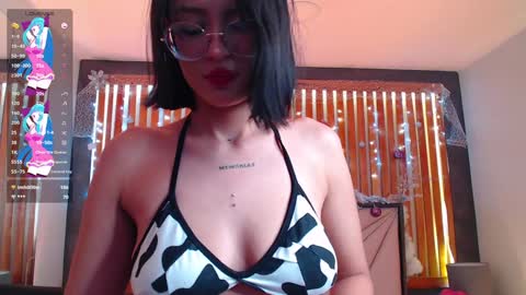 Abby online show from December 11, 7:46 pm