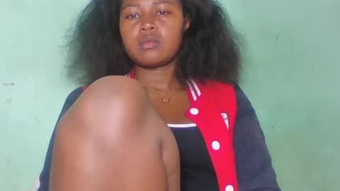 abella677022 online show from June 15, 4:26 am