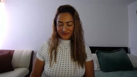 ximena online show from February 21, 1:36 pm