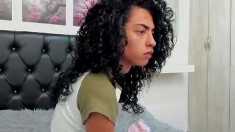 Abigail online show from June 13, 7:02 pm